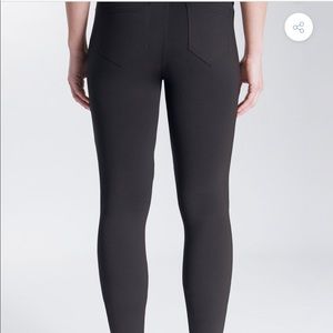 Liverpool LA Leggings